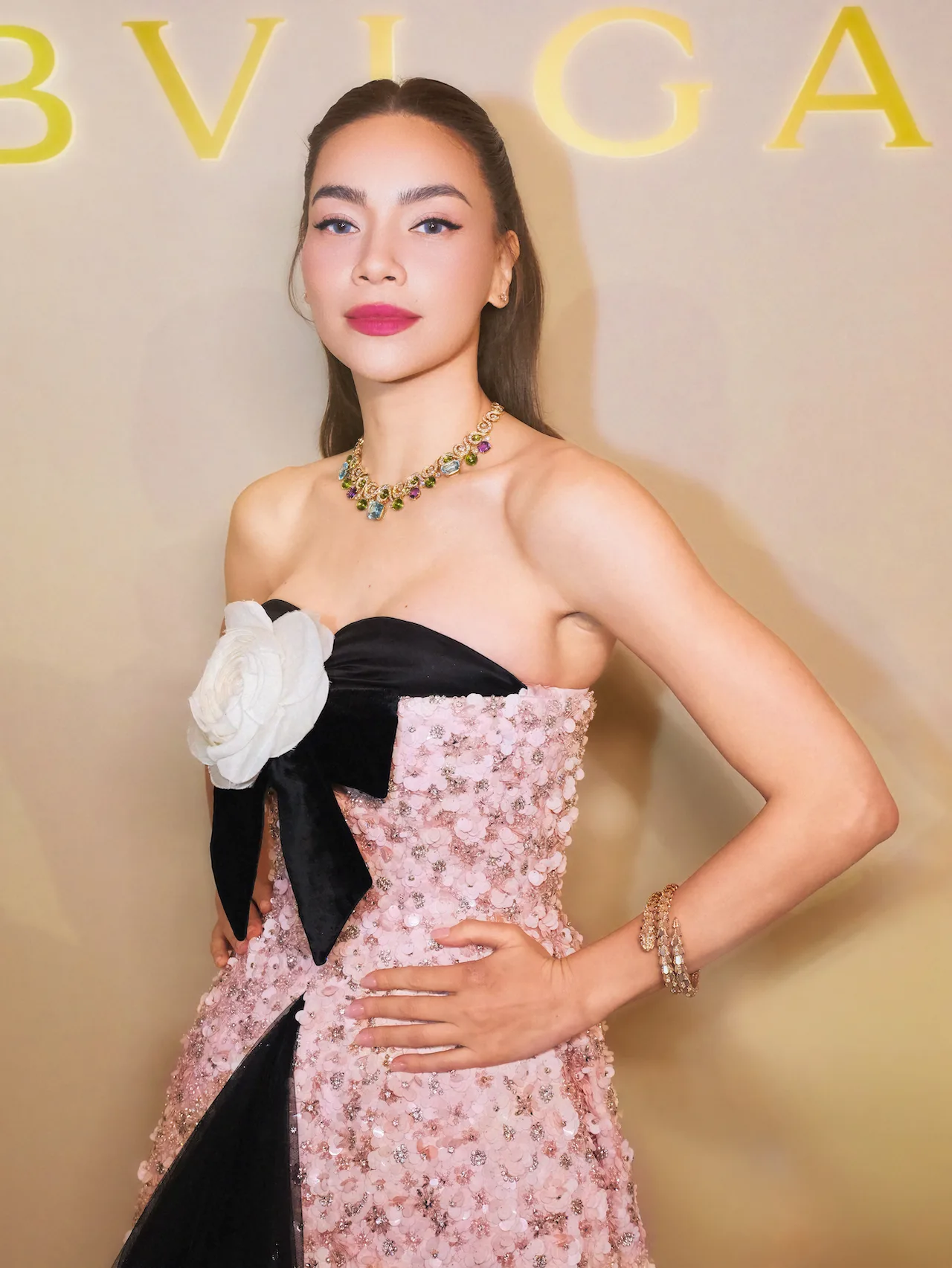 Mô tả hình