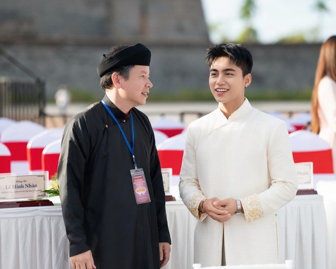 Mô tả hình
