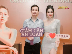 NTK Hoàng Hải chúc mừng Diệp Bảo Ngọc ra mắt thương hiệu mới