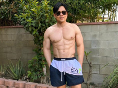 Quang Lê chơi lớn chi bộn tiền cho liệu trình giảm 10kg mỡ bụng 