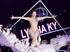 Sinh nhật Lý Nhã Kỳ gây choáng ngợp showbiz Việt