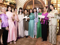 Trương Quỳnh Anh rạng rỡ khai trương quán chay