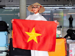 Vân Phạm mang áo dài Việt đến Thái Lan ứng thí 