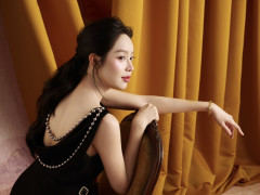 Thanh Thủy tỏa sáng cùng BST The Golden Era