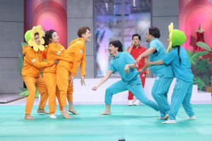 Huy Khánh - Võ Tấn Phát đấu VÕ MỒM tới tấp