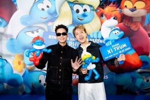 Quân A.P - Nicky đốn tim fan tại thảm  Phim Xì Trum