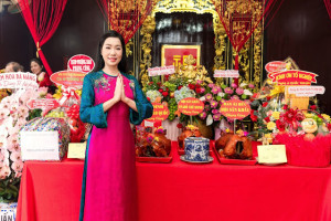 NSND Trịnh Kim Chi chung tay hỗ trợ vùng lũ