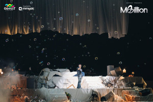 HIEUTHUHAI chuyển khoản 400 triệu ủng hộ đồng bào miền Trung