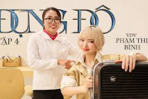 Châu Bùi trò chuyện cùng nữ hoàng chân đất