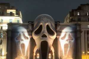 Ghostface tái xuất, ám ảnh toàn cầu  