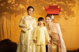 MV Người Việt mình thương nhau gây sốt lễ