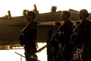 Phi công siêu đẳng Maverick bùng nổ màn ảnh