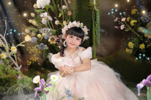 Mia Trần Bội Như tỏa sáng tài năng nhí