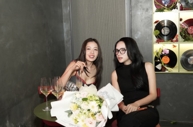 Hương Giang, Chi Pu hội ngộ đêm tại Thảo Điền